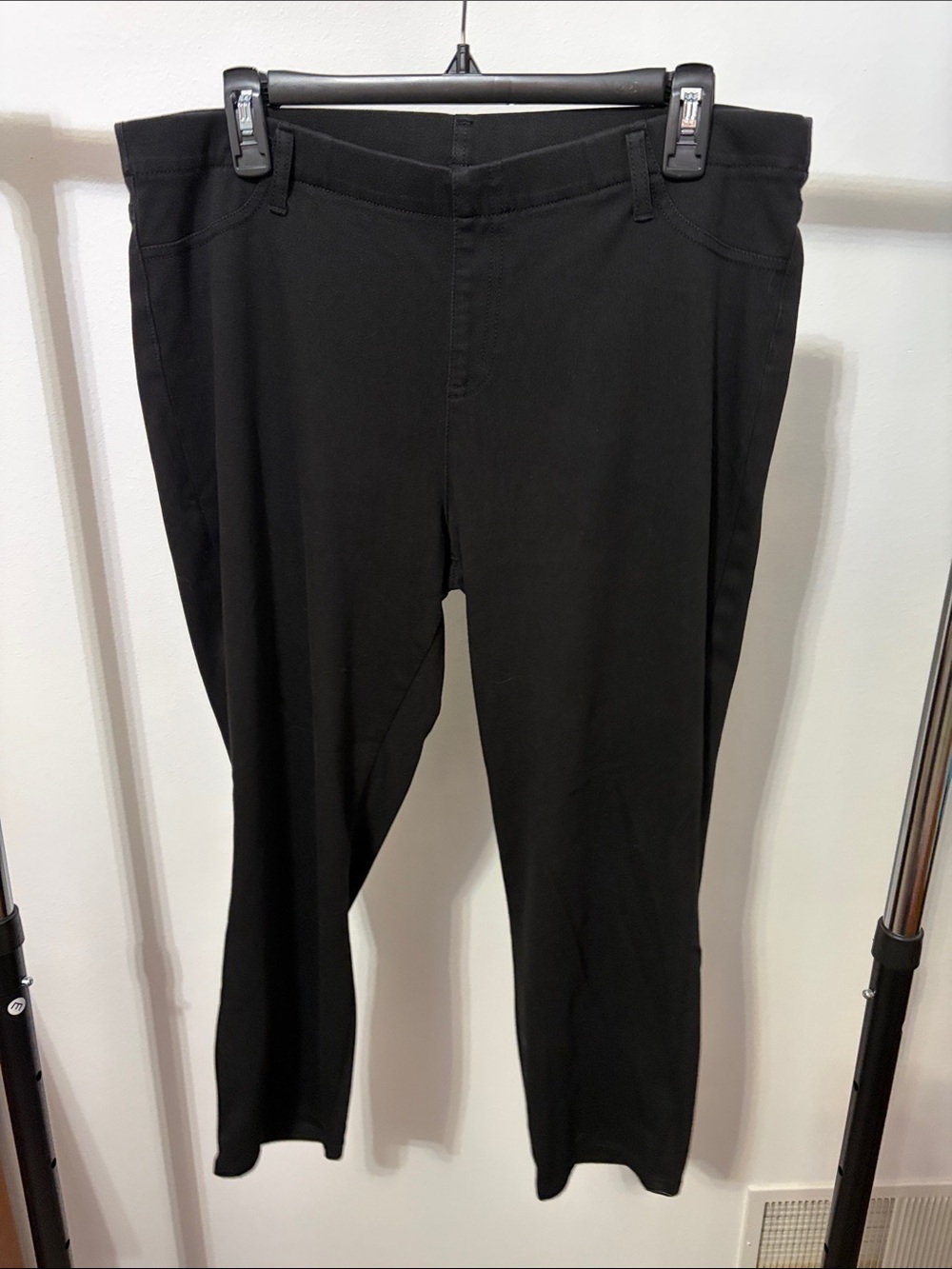 Faded Glory crop jeggings
MORE COLORS LISTED
so bundle for a discounted offer